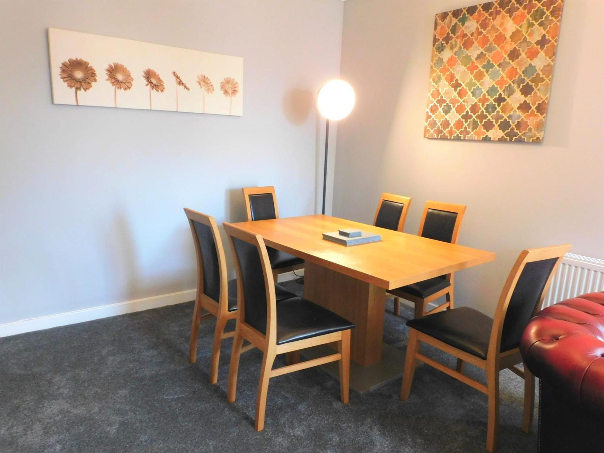 City Centre 2 Bedroom Apt, Close To M8 & Tourist Attractions Glasgow Zewnętrze zdjęcie