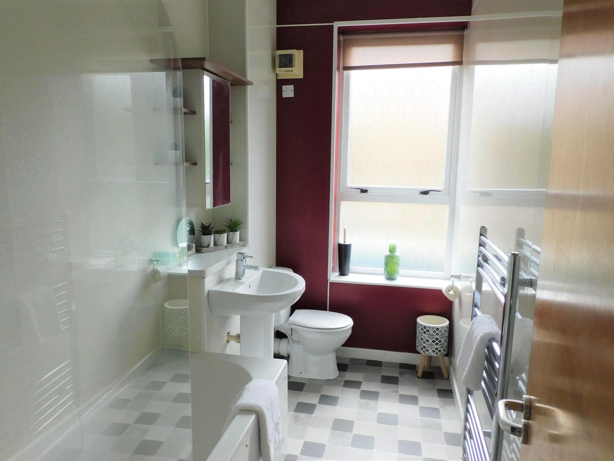 City Centre 2 Bedroom Apt, Close To M8 & Tourist Attractions Glasgow Zewnętrze zdjęcie